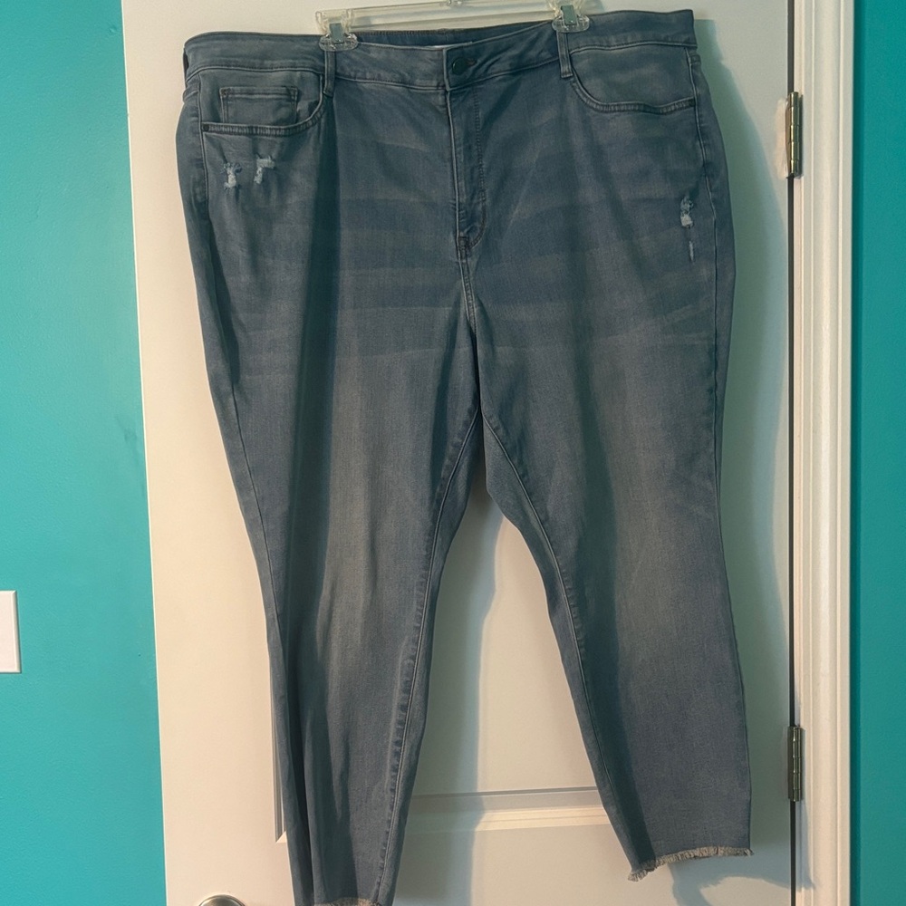 Nine West Distressed Blue Ankle Jeans